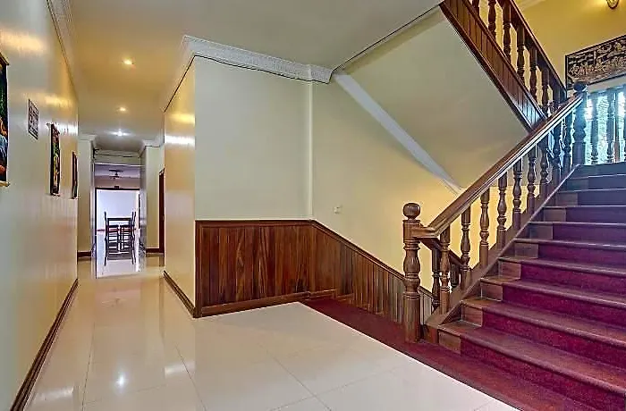 Hotel Dv Angkor